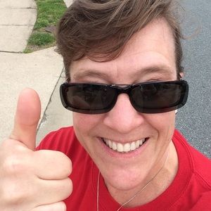 Meet your Posher, Michele